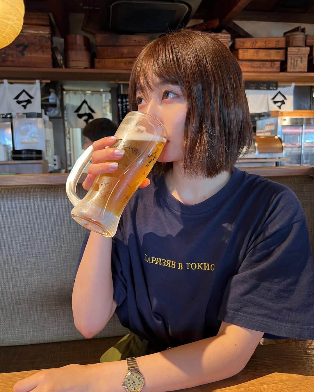 小室ゆらさんのインスタグラム写真 - (小室ゆらInstagram)「. ⁡ ⁡ ビールが美味しい季節になったなあ🍻 おすすめのビアガーデンがあったら教えてください🫶🏻 ⁡ ⁡ さてさて、 みなさまPodcastは聴いてくださってますか☺︎︎？？ 今日は11回目の更新なのでぜひぜひちぇけらしてみてくださいな～！！ ストーリーにリンク貼っておきます🫣🤍🤍 ⁡ ⁡ .」7月1日 20時34分 - komuro_yura_official