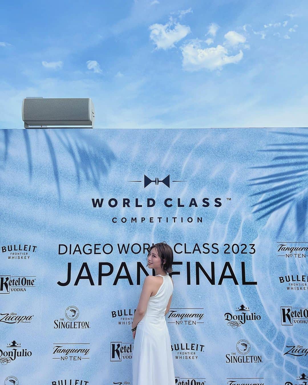 和希詩織さんのインスタグラム写真 - (和希詩織Instagram)「「DIAGEO WORLD CLASS JAPAN FINAL」にご招待していただきました🍸✨ . . . 世界最大級のスケールで開強されるバーテンダーの日本代表を決める大会なの🥂 . . .  パワォーマンス・パッション見ごたえあったなぁ🤭✨ . . . 優勝された方おめでとうございます👑 . . . カクテルの楽しみ方や今まで気づかなかったポイントとかもあって バーテンダーの素晴らしいさが輝いてたなぁ😌✨ .. . バーって思っていたより身近で これからバーのお店も巡ってみたいなぁと思った🌸 . . 夜はpartyも開催されてたよ✨🍸 . お酒は20歳になってから . . . . . . #pr#worldclassjapan2023#diageoworldclass #キラナガーデン#キラナガーデン豊洲#豊洲#バーテンダー#お酒#酒#カクテル#リゾ―トカジュアル#リゾートファッション#リゾートコーデ#リゾート#resort#グル女子#グルメスタグラム#お出かけスポット#バー#リゾートワンピ#リゾートワンピース#東京グルメ#キラナリゾート豊洲#プール」7月1日 22時32分 - kazukishiori