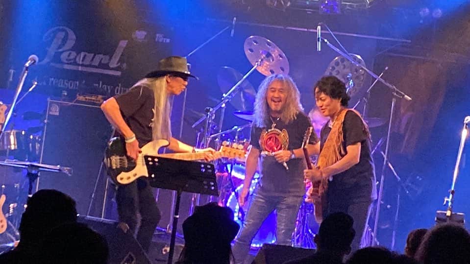 のインスタグラム：「神戸チキンジョージ終了！ #神戸 #イベント #楽しかった  #whitesnake」