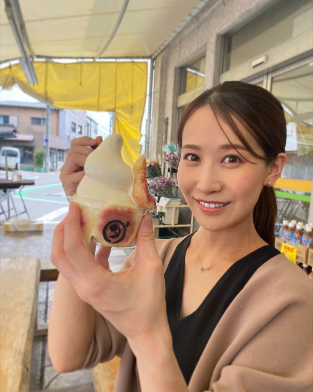 島津咲苗さんのインスタグラム写真 - (島津咲苗Instagram)「７月スタート！🍨 #高校野球 の県大会も開幕しましたね！ 今月も楽しくすごせますように♪ . . . #いつかの写真 #アイス #アイス好き #フルーツ #ダイワスーパー #島津咲苗 #メーテレ #アナウンサー #ドデスカ #７月スタート #岡崎 #岡崎カフェ #岡崎グルメ #愛知観光」7月1日 22時49分 - sanae_shimazu