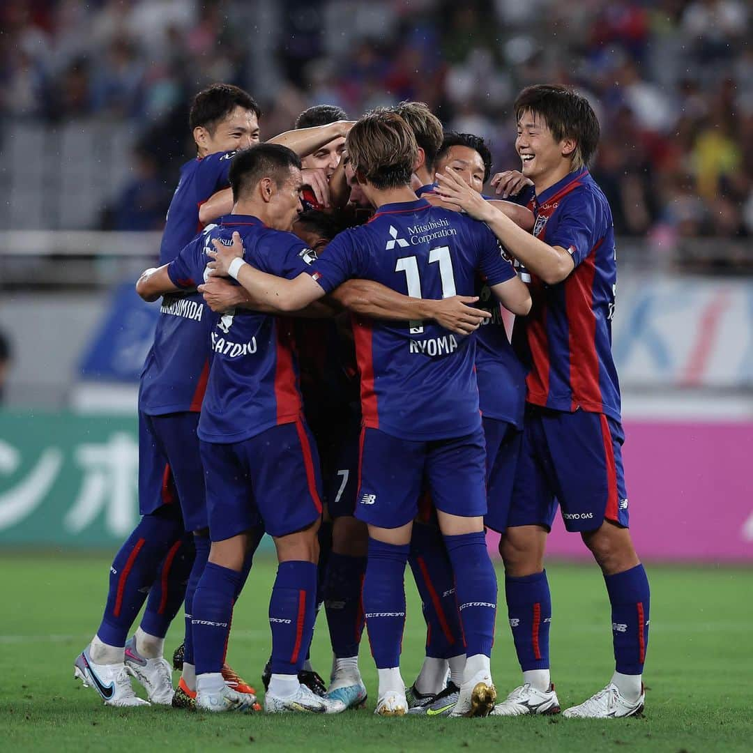 FC東京オフィシャルグッズさんのインスタグラム写真 - (FC東京オフィシャルグッズInstagram)「🔵🔴 𝙁𝙐𝙇𝙇 𝙏𝙄𝙈𝙀 #ROYALRIVIERADay  2023明治安田生命J1リーグ第19節 #FC東京 1-0 #柏レイソル  集中力高く戦い、ホームで完封で2連勝!!!!!!!!!!✊✊🔵🔴  #東京おおおおおおおおおおおおおおおおおおおおおおおおおおおおおおおおおおおおおおおおおお🔥🔵🔴  @fctokyoofficial  #TokyoKashiwa #FC東京 #fctokyo #tokyo」7月1日 22時57分 - fctokyoofficial