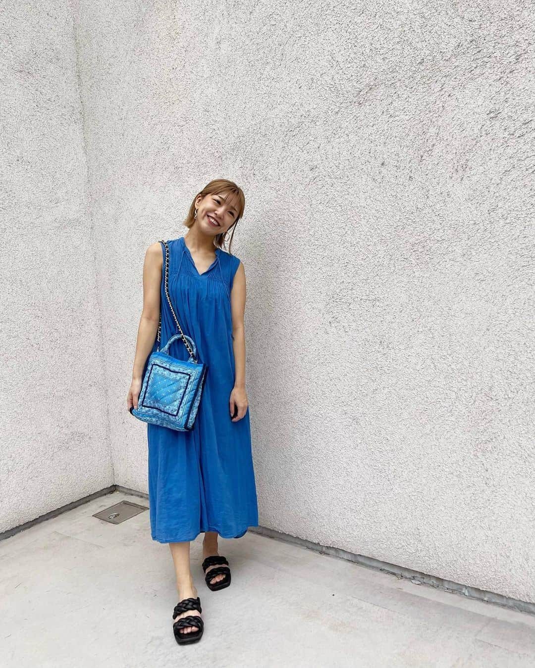 本橋優華さんのインスタグラム写真 - (本橋優華Instagram)「一目惚れバッグ届いた♡♡  #嬉しい #ootd#bag#blue#レスポ#レスポートサック#ペイズリー#バンダナ柄#インドコットン#ワンピース」7月1日 23時02分 - uk_jp