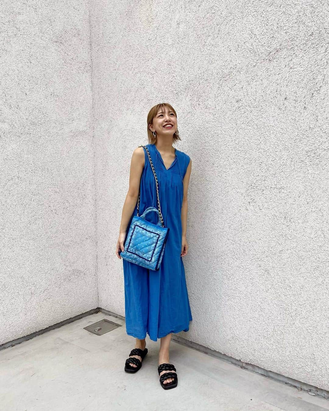 本橋優華さんのインスタグラム写真 - (本橋優華Instagram)「一目惚れバッグ届いた♡♡  #嬉しい #ootd#bag#blue#レスポ#レスポートサック#ペイズリー#バンダナ柄#インドコットン#ワンピース」7月1日 23時02分 - uk_jp