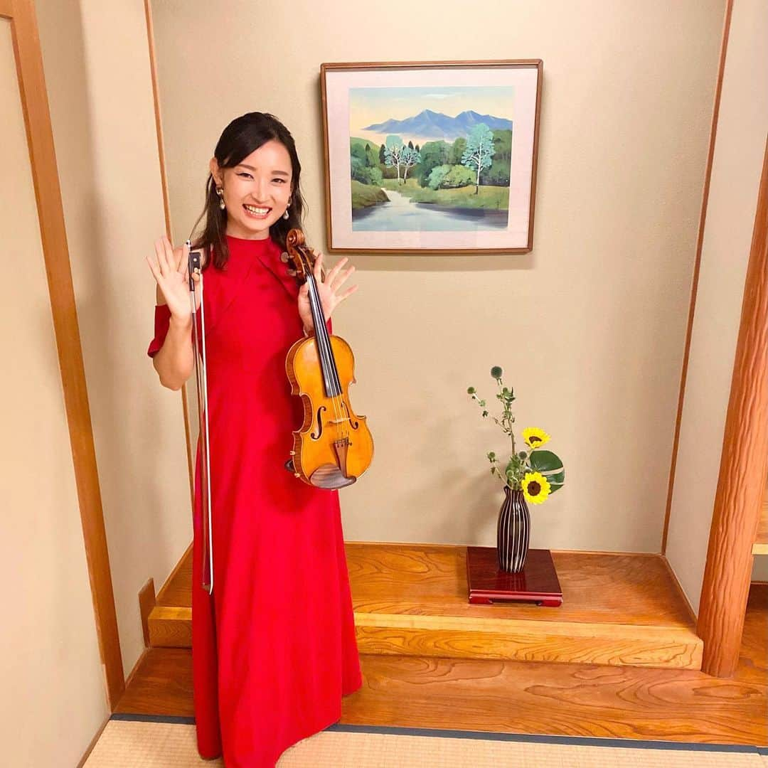 益子侑さんのインスタグラム写真 - (益子侑Instagram)「クローズド演奏🎻 ありがとうございました🎻🎹 おにおんリングの輪を広げてきました🧅🧅 #最近赤多め  #おにおにおにおんぷ #第2話公開中」7月1日 23時21分 - yu.mashiko