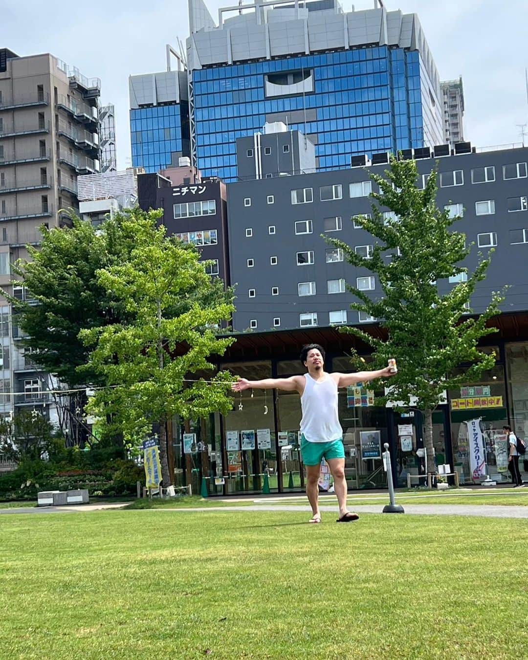 宗安さんのインスタグラム写真 - (宗安Instagram)「外。最高。 #生ジョッキ缶  #asahi」7月1日 23時48分 - cherry.d_muneyasu