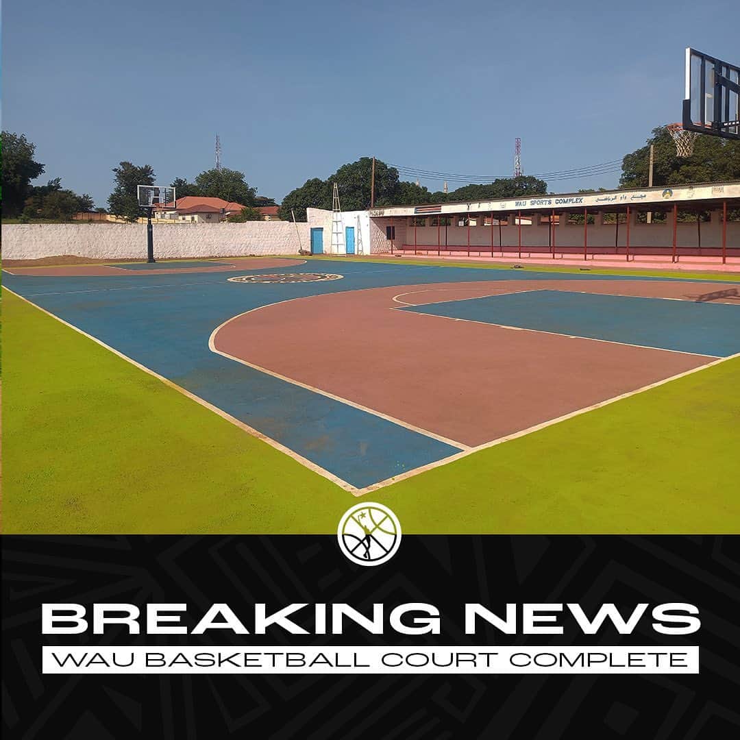 ルオル・デンさんのインスタグラム写真 - (ルオル・デンInstagram)「🦺 New Wau Basketball Court renovations complete! Link in bio for full story.」7月2日 0時03分 - luoldeng9