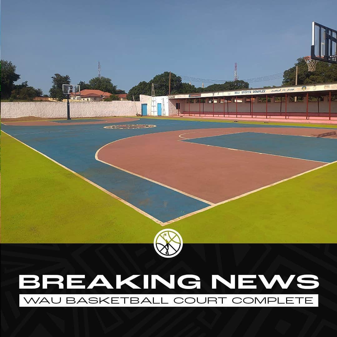 ルオル・デンのインスタグラム：「🦺 New Wau Basketball Court renovations complete! Link in bio for full story.」