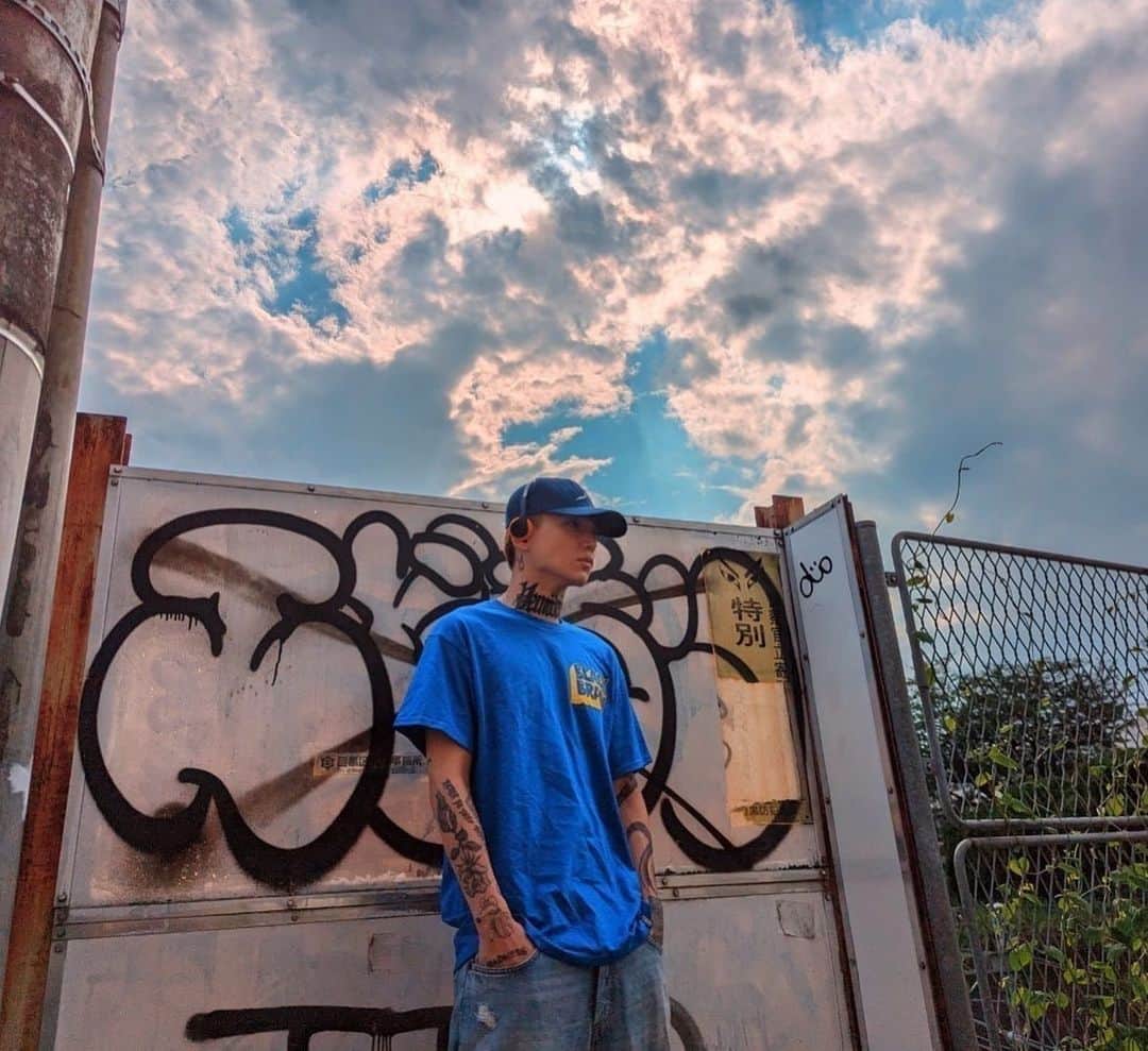 カワグチジンさんのインスタグラム写真 - (カワグチジンInstagram)「thank you allways support @blackxbrain  @illnessdead」7月2日 0時07分 - kurtcojain