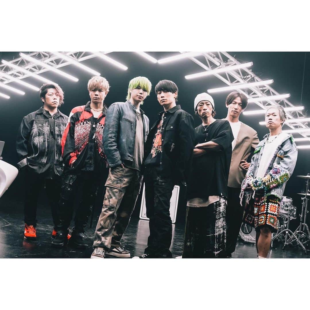 UVERworld【公式】のインスタグラム：「ENCORE AGAIN (feat.SHUNTO from BE:FIRST)  New album〈ENIGMASIS〉収録  #uverworld  #enigmasis #befirst #shunto  #今夜の在るべき形は気がつくと涙が出ていた #ありがとうuverworldの音楽を愛してくれて」