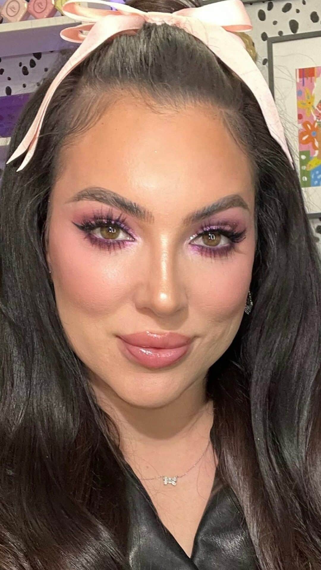 Too Facedのインスタグラム：「💫⭐ JUST DROPPED ⭐💫 Meet our NEW Cosmic Crush Collection! This collection includes our Cosmic Crush Eye Shadow Palette, Moon Crush Highlighters, and our limited-edition Lip Injection Maximum Plump Lip Gloss shade Cosmic Crush! 💖 Shop now on toofaced.com or tap to shop! @elysereneau #toofaced #tfcrueltyfree」