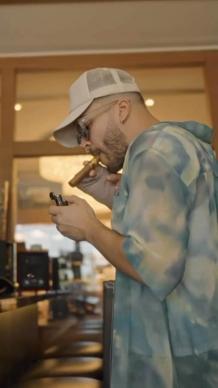 プリンス・ロイスのインスタグラム：「rockstar lifestyle」