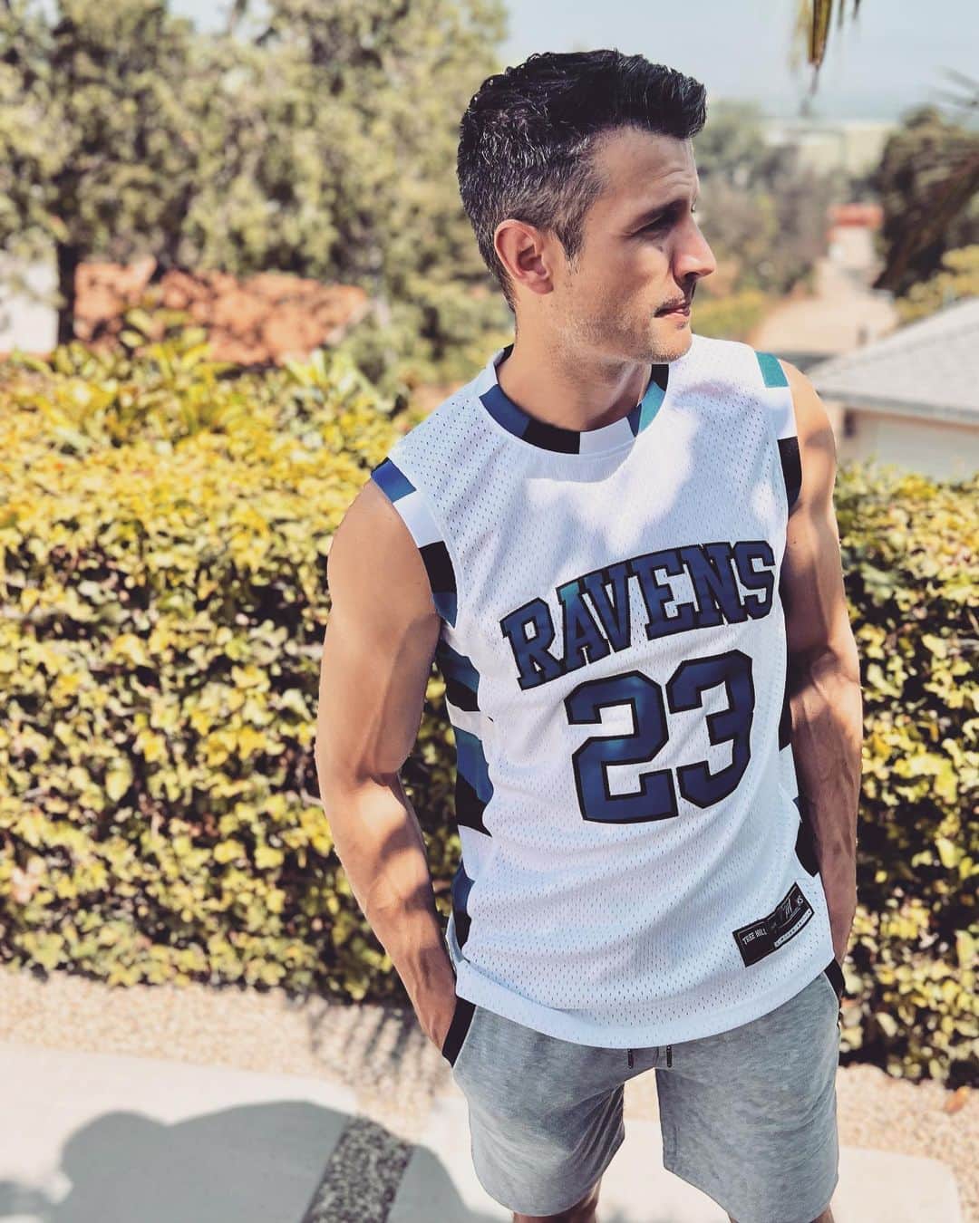 ジェームズ・ラファティのインスタグラム：「Link in bio for this limited edition NS23 jersey! Signed or unsigned, whichever you prefer :)  Portion of proceeds benefit the wonderful and hard working team at @t1international.   Very grateful to everyone who’s purchased and supported so far.  You won’t be disappointed, these are some high quality threads 🧵   “KAWWWW” 😉」