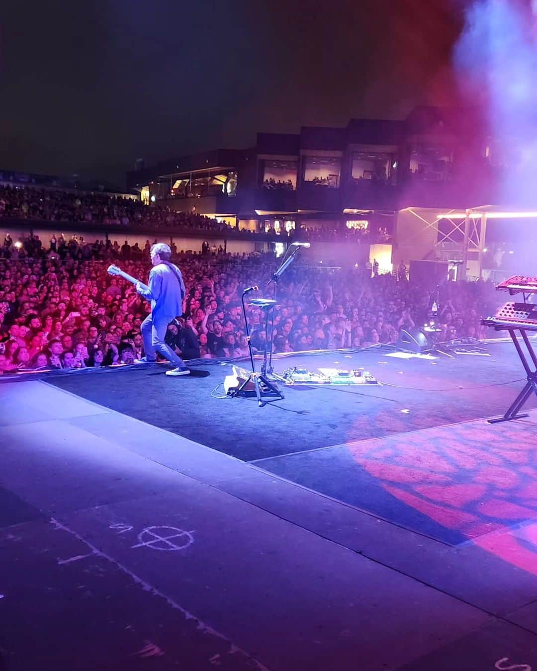 リヴァース・クオモのインスタグラム：「Bangor, ME 6-30-23. This state and its people, specifically its Weezer people, are just so beautiful. Plus we got our first crowd surfer of the tour last night, so clearly they know how to party too.  Worcester, let's get saucy tonight.」