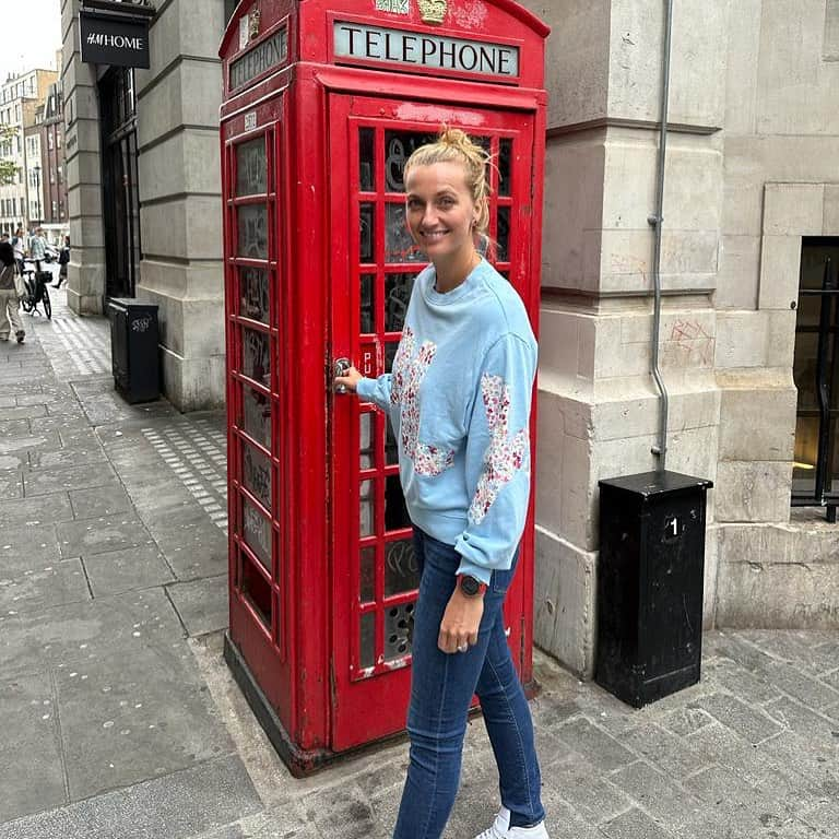 PetraKvitovaさんのインスタグラム写真 - (PetraKvitovaInstagram)「London calling ☎️」7月2日 4時34分 - petra.kvitova