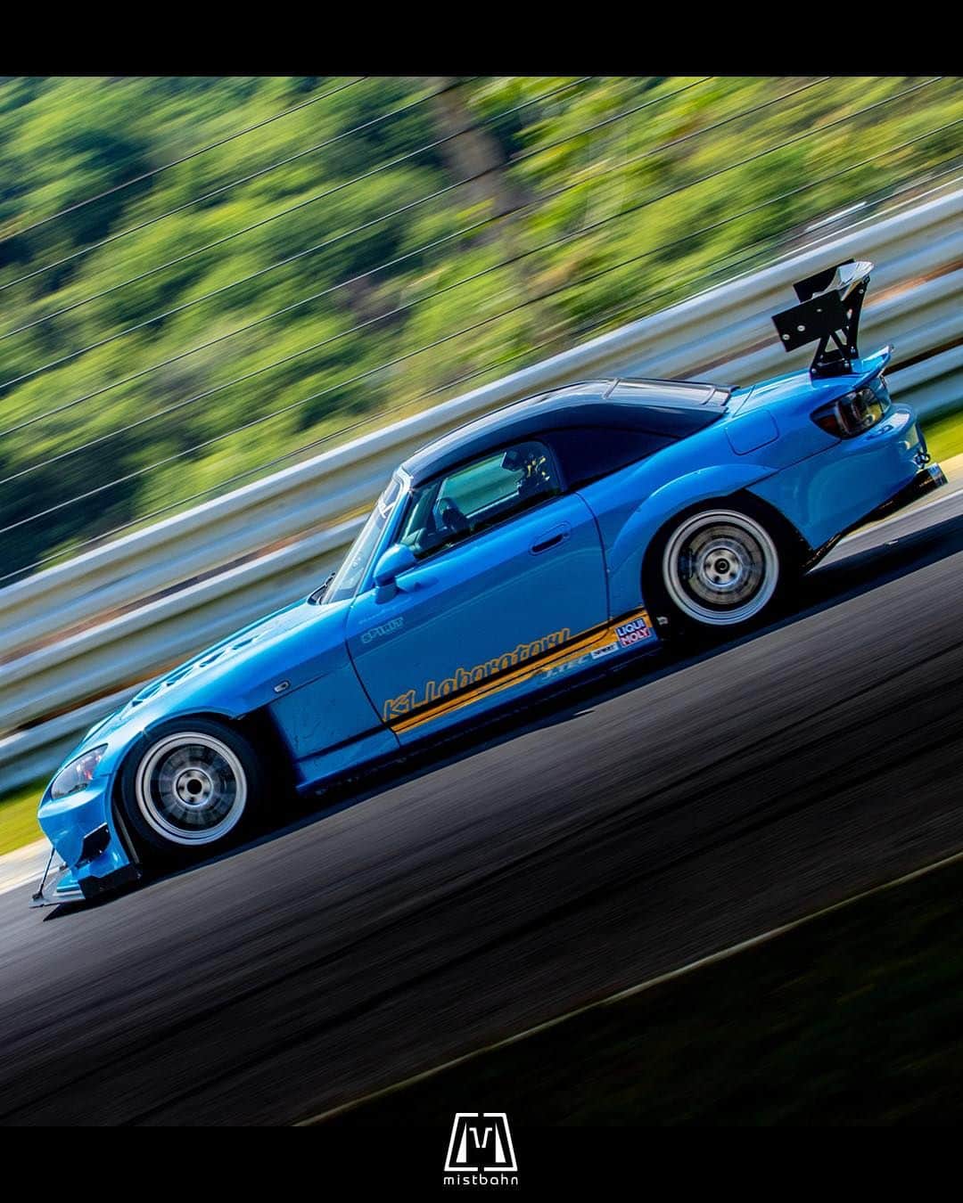 mistbahnさんのインスタグラム写真 - (mistbahnInstagram)「_ ABOVEORIGINAL Honda AP1 S2000 _ 🚗: @aboveoriginal.kiyoshi 📷: @mistbahn _ Shot on May-7 2022 🏁"JJ Cup Rd.5" organized by @yujichocoball Central Circuit (Hyogo, Japan) _ JP) 2022年5月7日 セントラルサーキット、イエロードラゴンさん( @yujichocoball )主催「第5回 JJ杯」で撮影。 _ _ #jjcup #jj杯 #yellowdragon #イエロードラゴン #黄龍會 #centralcircuit #セントラルサーキット #k1laboratory #k1lab #k1ラボ #k1ラボラトリー #honda #s2000 #hondas2000 #ホンダs2000 #s2k #ap1 #ap2  #f22c #f20c #fseries #timeattack #timeattackjapan #hondasontrack #cso #制動屋」7月2日 5時51分 - mistbahn