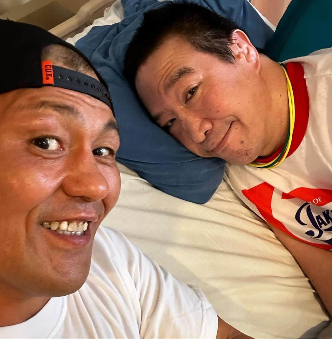 鈴木みのるさんのインスタグラム写真 - (鈴木みのるInstagram)「alive  #TAKAYAMANIA 何年ぶりだろ。。。数年ぶりにゆっくり話した。パンデミックになって施設が隔離され入れなくなり…ようやく面会が出来るようになった。相変わらず口は達者だったよ(笑) TAKAYAMANIAからたくさんの人の気持ちはしっかりと本人に伝わってます。alive…彼は元気に生きてるよ…。。」7月2日 15時17分 - suzuki.d.minoru