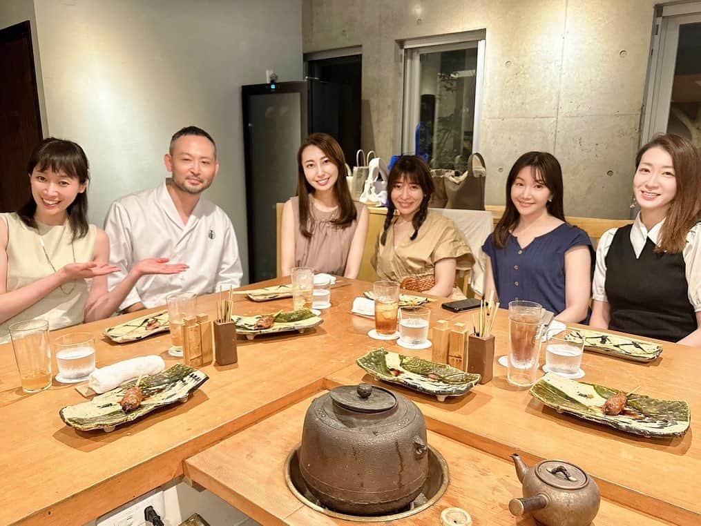 尾崎ありささんのインスタグラム写真 - (尾崎ありさInstagram)「いつもあっという間過ぎる🥹🫶🏻 美味しかった〜❤️  #女子会 #神楽坂  #美食会 #グルメ #食べスタグラム #焼き鳥峠 #牛込神楽坂 #お肉好きな人と繋がりたい #グルメスタグラム #焼鳥 #焼き鳥 #肉スタグラム #東京グルメ #グルメ部 #グルメ好きな人と繋がりたい #グルメ女子 #肉 #グルメ好きと繋がりたい  #kagurazaka #gourmet #dinner #ディナー #おしゃれさんと繋がりたい #foodporn #foodie #tokyocalendar #東カレ #東カレ女子 #東京カレンダー #東カレ倶楽部」7月2日 16時18分 - also1219