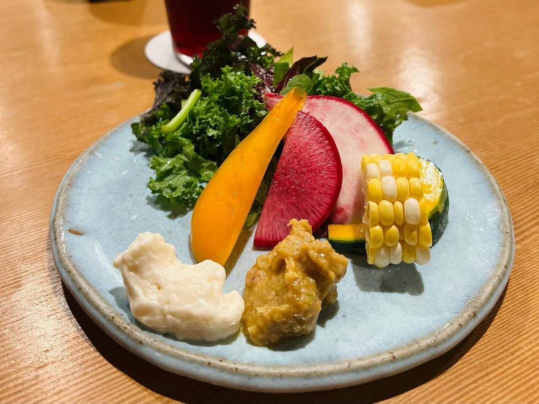 尾崎ありささんのインスタグラム写真 - (尾崎ありさInstagram)「いつもあっという間過ぎる🥹🫶🏻 美味しかった〜❤️  #女子会 #神楽坂  #美食会 #グルメ #食べスタグラム #焼き鳥峠 #牛込神楽坂 #お肉好きな人と繋がりたい #グルメスタグラム #焼鳥 #焼き鳥 #肉スタグラム #東京グルメ #グルメ部 #グルメ好きな人と繋がりたい #グルメ女子 #肉 #グルメ好きと繋がりたい  #kagurazaka #gourmet #dinner #ディナー #おしゃれさんと繋がりたい #foodporn #foodie #tokyocalendar #東カレ #東カレ女子 #東京カレンダー #東カレ倶楽部」7月2日 16時18分 - also1219