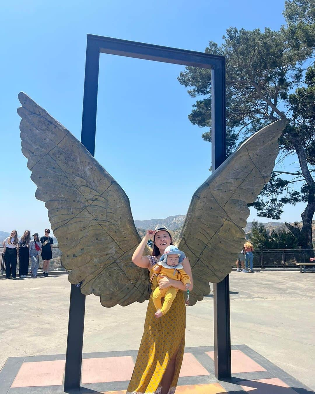 パク・ヒヨンさんのインスタグラム写真 - (パク・ヒヨンInstagram)「#griffithobservatory #firstvisit with Mino 🧡so happy to be with Mino my boy. Very Precious time with him 기타잘켜는 울언니 🥹 도 함께 동행 @lisoguitar」7月2日 16時21分 - heeyounglpga