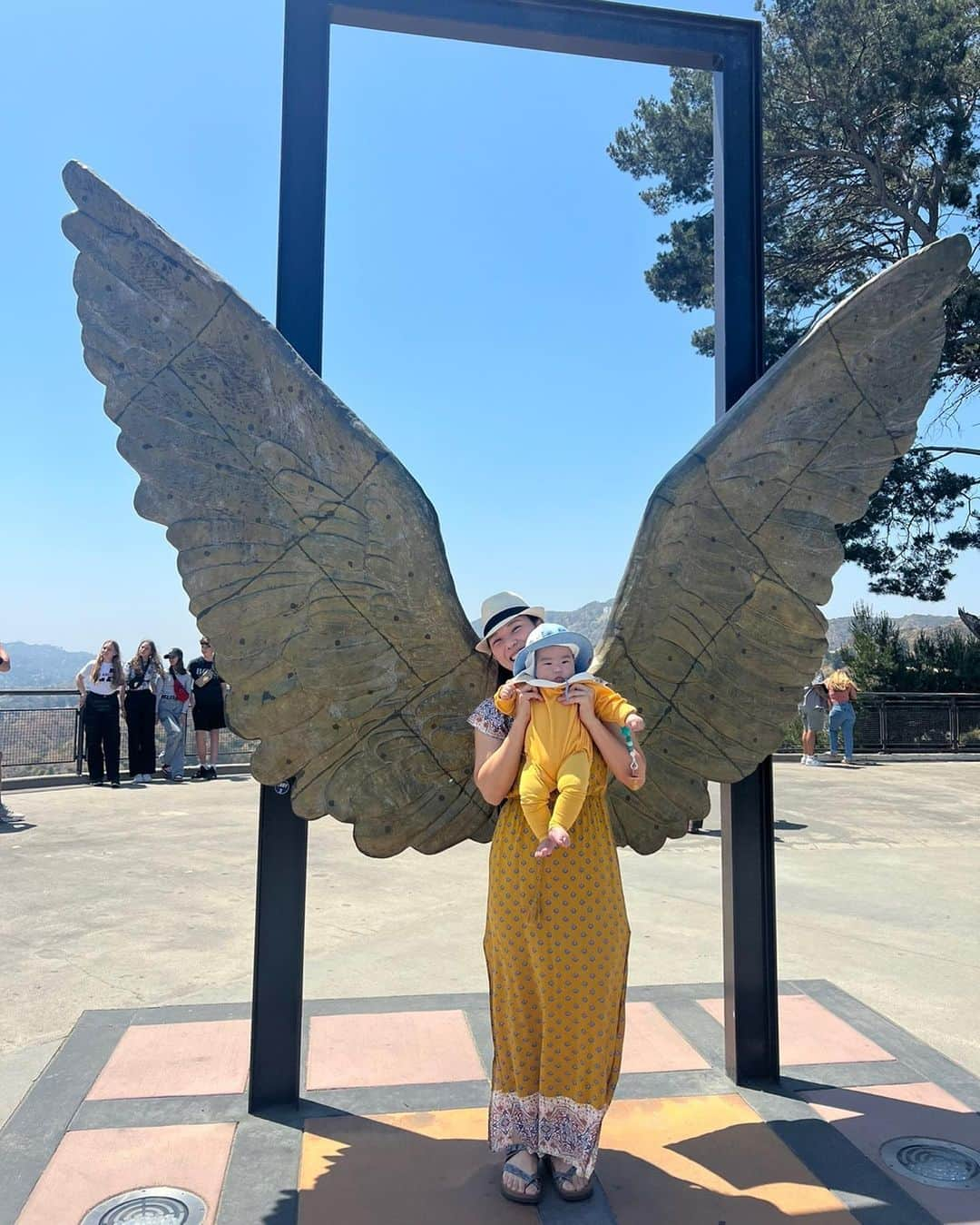 パク・ヒヨンさんのインスタグラム写真 - (パク・ヒヨンInstagram)「#griffithobservatory #firstvisit with Mino 🧡so happy to be with Mino my boy. Very Precious time with him 기타잘켜는 울언니 🥹 도 함께 동행 @lisoguitar」7月2日 16時21分 - heeyounglpga