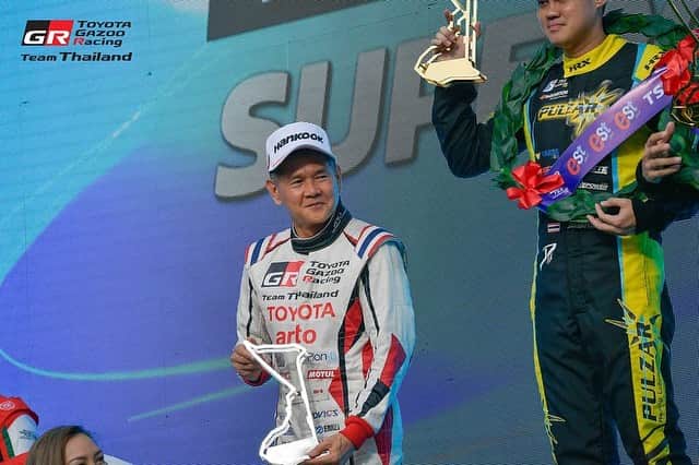 Toyota team thailandのインスタグラム：「1 ชม. แบบมันส์สุดๆ GTM พี่วัวบู้มันส์ จบที่ 2  อาร์โต้ - แมน GT4 จัดไปที่ 3 ในรุ่น TGRTT x Bangsaen Grand Prix Thailand Super Series R.3 เชียร์กันต่ออีก 1 วัน กับมหกรรมความเร็วบนสนามเลียบหาดบางแสน  🚗#24 Driver: ณัฐวุฒิ เจริญสุขะวัฒนะ (Nattavude C.) Car: Lexus RC-F Class: GTM AM Race 3: 2nd In Class & Overall  🚗#19 Driver: สุทธิพงศ์ สมิตชาติ (Suttipong S.) / (Nattapong H.) Car: TOYOTA Supra GT4 Class: GT4 Race 3: 3rd In Class / 8th Overall」