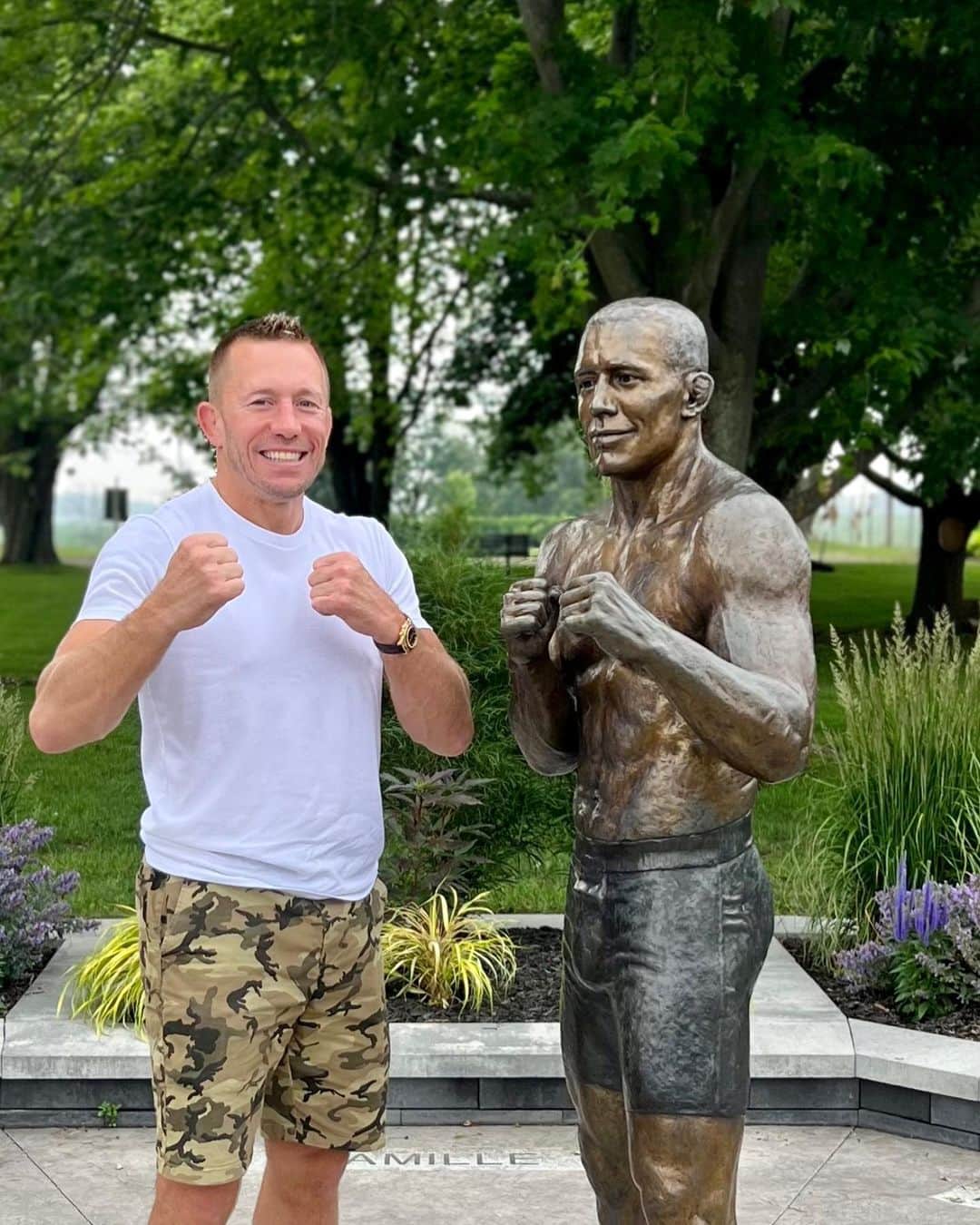 ジョルジュ・サンピエールのインスタグラム：「Always good to comeback to my hometown of Saint-Isidore.」