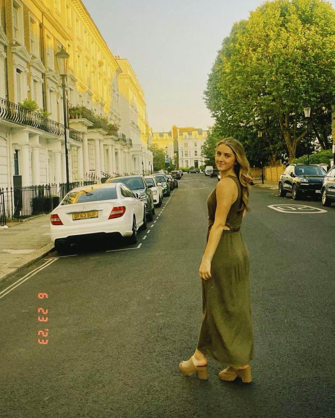 Paige Rydbergのインスタグラム：「happy in london🤍」
