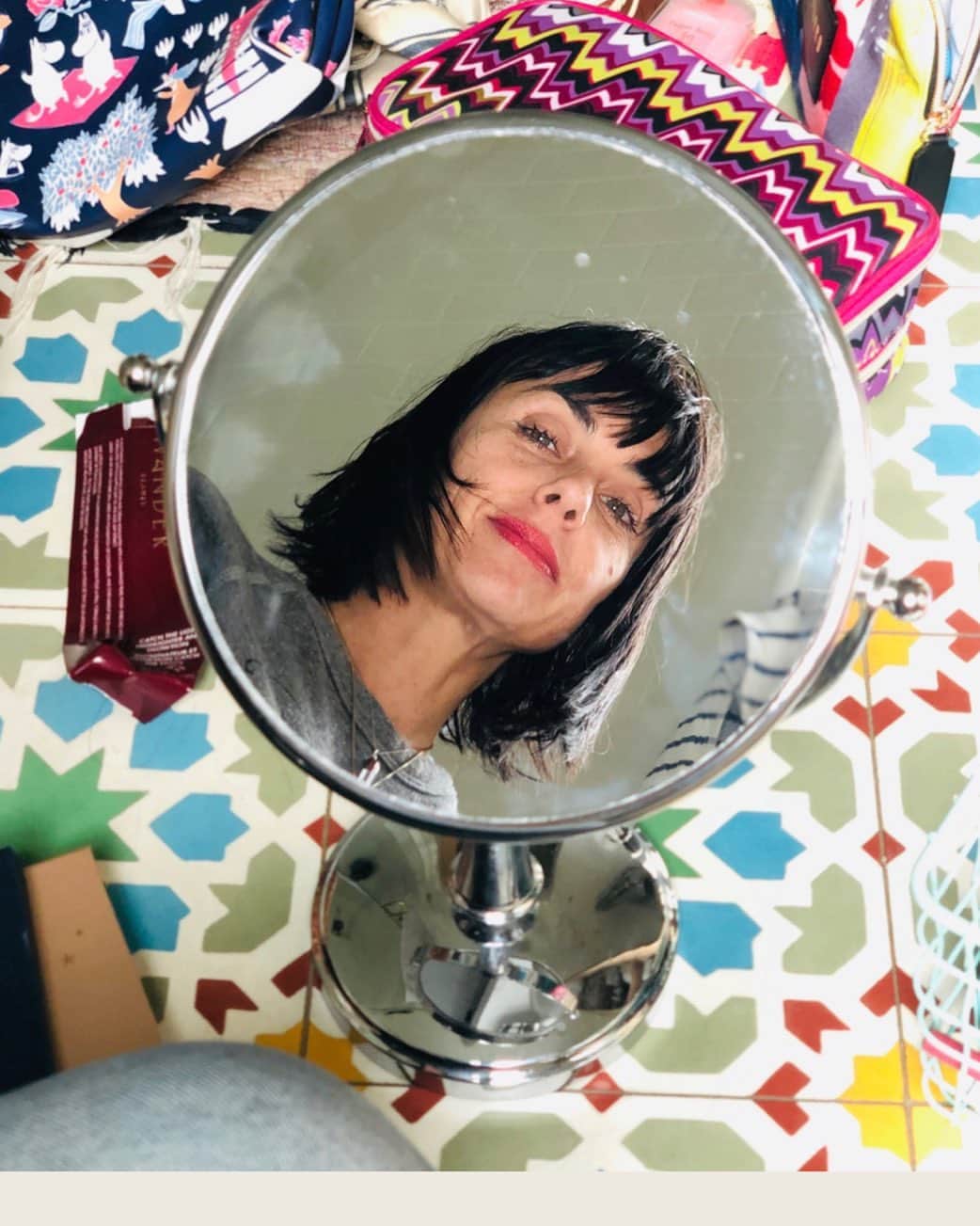 コンスタンス・ジマーのインスタグラム：「I see you. You matter. #saturday」