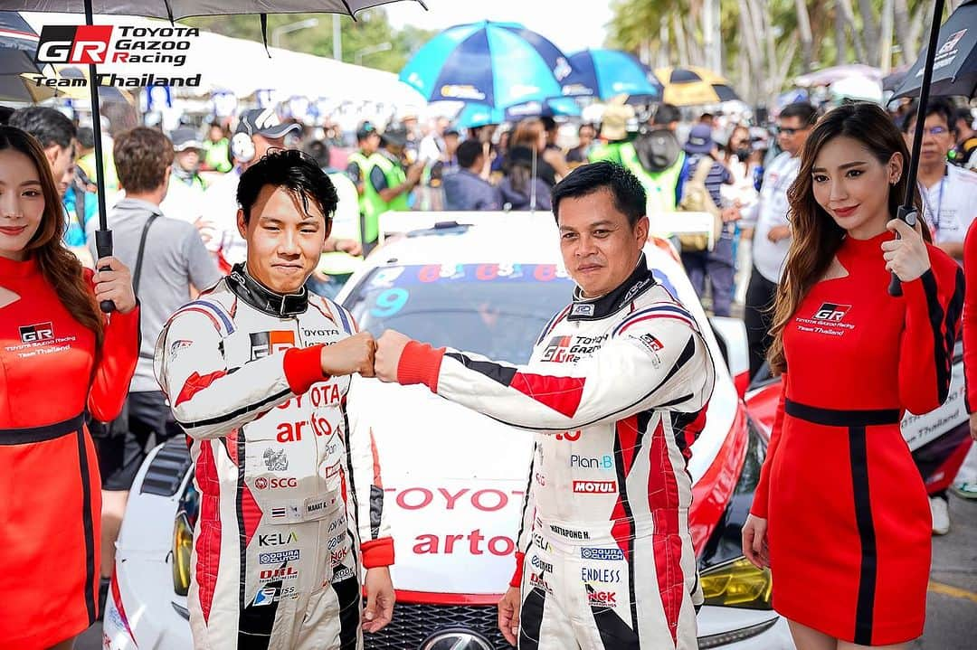 Toyota team thailandのインスタグラム：「ลุยต่อวันนี้ Race 4 เชียร์ Man & Ton ในรุ่น GT3 ดุ แรง โหด 🚗#9 Drivers: ณัฐพงษ์  ห่อทองคำ (Nattapong H.) / มานัต กุละปาลานนท์ (Manat K.) Car: Lexus RC-F Class: GT3 Pro Race 3: 4th In Class & Overall」