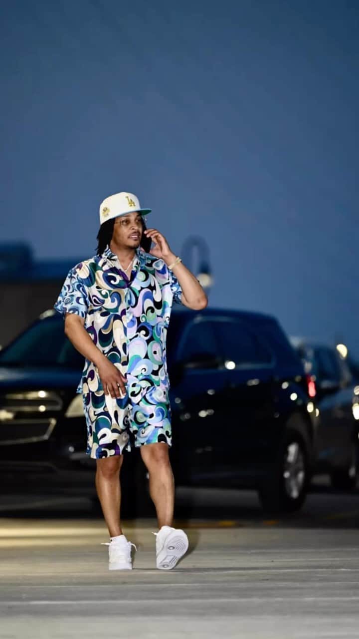 T.I.のインスタグラム：「Aight I'm Back...😤」