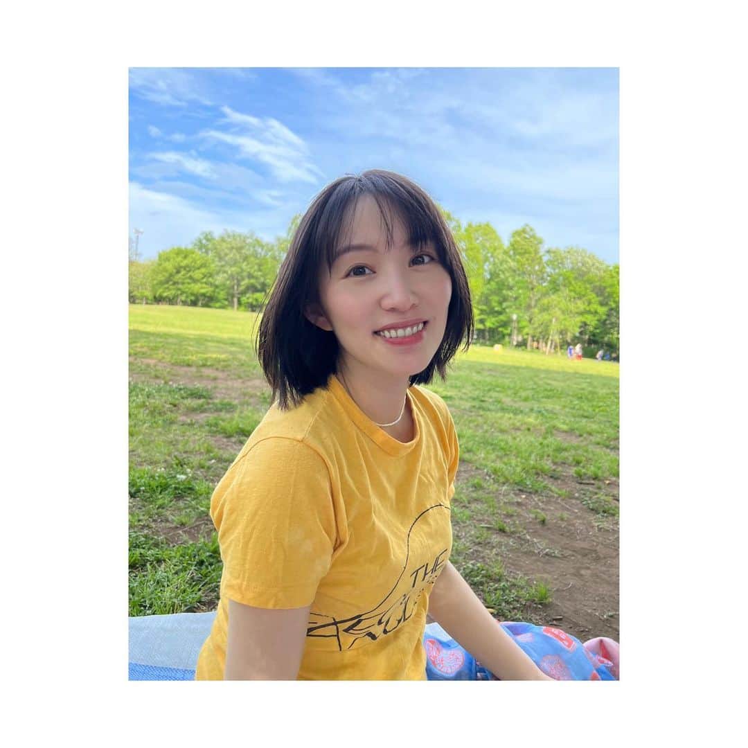 徳永えりのインスタグラム：「... 今日はいいお天気だ🌻 7月も楽しく過ごせますように☺️🌱」