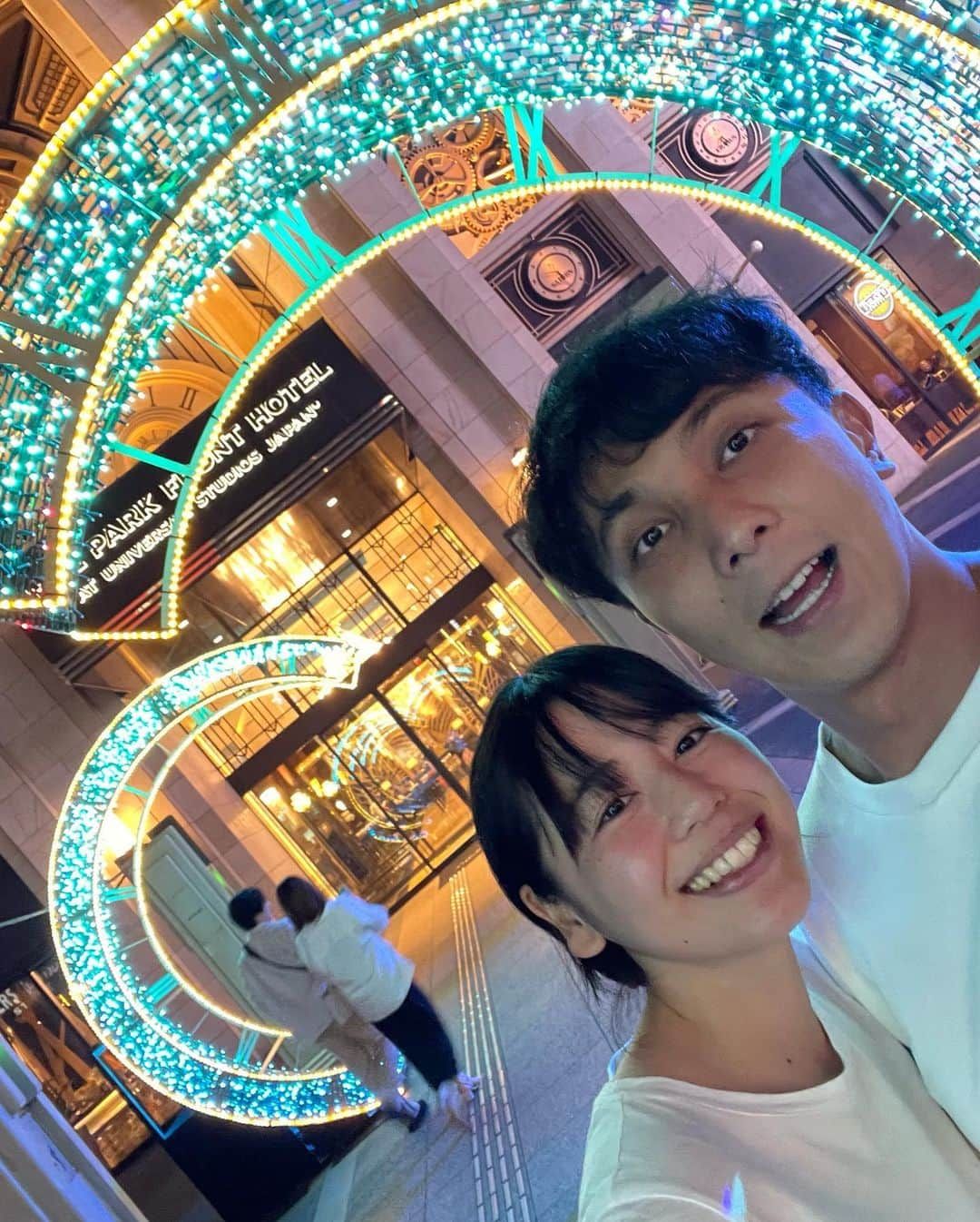 松井千士さんのインスタグラム写真 - (松井千士Instagram)「大阪旅行🐙 #usj  #ユニバ #嫁 #ティラノサウルス #テラノサウルスと勘違い #32 #紅屋」7月2日 16時58分 - chihito1114