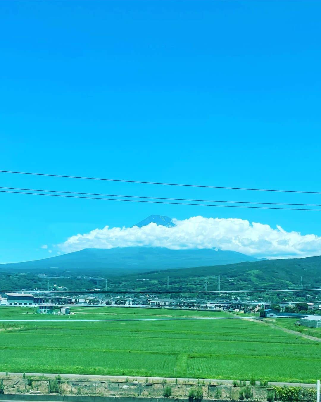 宮田麺児のインスタグラム：「富士山を時速280kで 横ぎりました。」