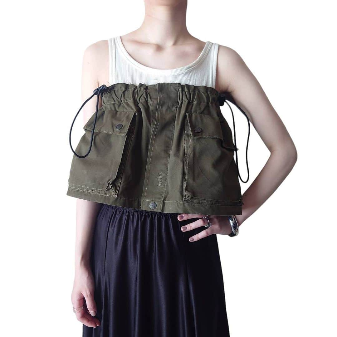 吉祥寺 古着屋 Orfeoのインスタグラム：「. ●ORFEO REMAKE Military Bustier→sold . . . お問い合わせはこちらから↓ orfeokichijoji@yahoo.co.jp  #orfeo #kichijoji #tokyo #vintage #used #fashion #coordinate #outfit #オルフェオ #吉祥寺 #東京 #古着 #古着屋 #ヴィンテージ #レディース古着 #吉祥寺古着屋 #コーディネート . . . お問い合わせはインスタグラムのプロフィール掲載のメールアドレスにお願いいたします。コメント、DMでのお問い合わせは受け付けておりませんのでご了承ください。 店頭に出ていないONLINE SHOPの商品もご購入頂けます。気になる商品がございましたら店頭スタッフにお気軽にお声掛けください。」