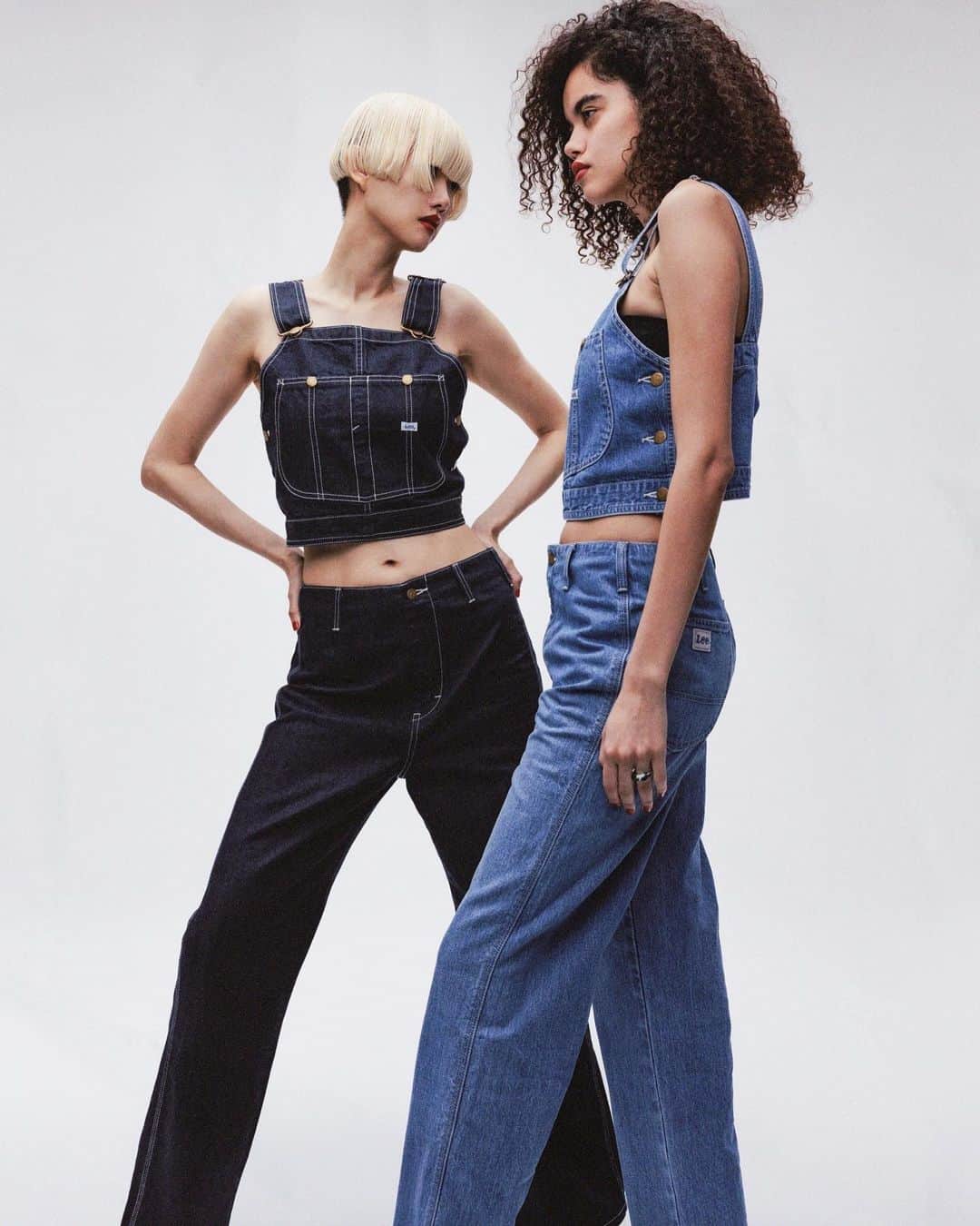 シェンのインスタグラム：「LEE × AMERI👖  PHOTO @shuhei_tsunekawa  MOVIE @otake0826  H&M @kojimasaki_  MODEL @carolmaciell_ @beluuporto @shenshenshenshen  DIRECTION @yukiam_   #leexameri #ameri #amerivintage #lee」