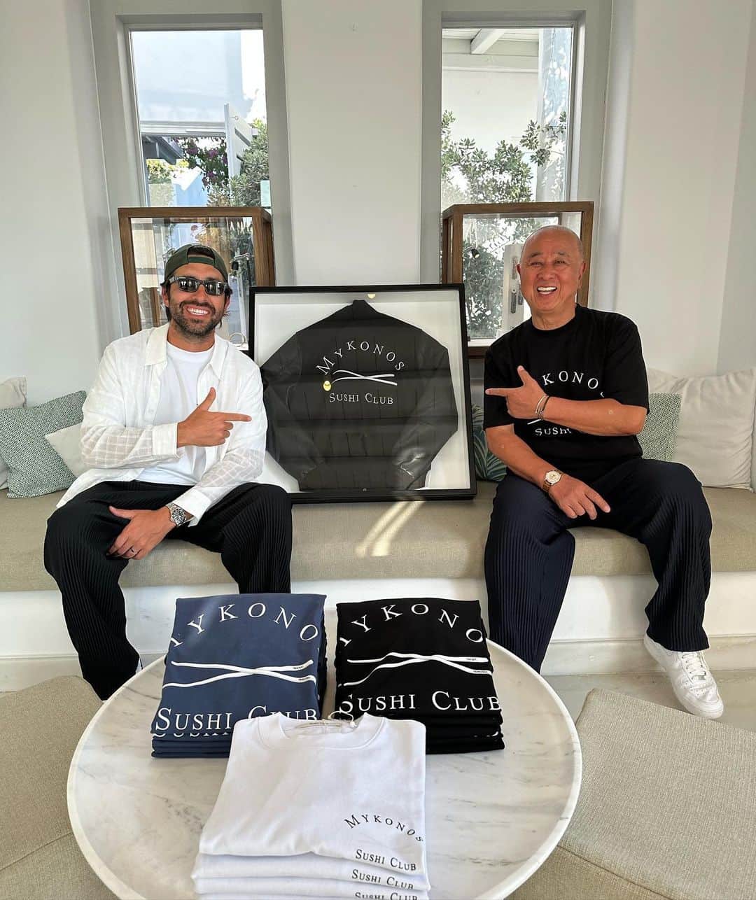 のインスタグラム：「Mykonos Sushi Club was born at the same time that Matsuhisa Mykonos celebrated its 20th anniversary. #nobuintown  @sushiclub  @matsuhisamykonos @chrisstamp @therealnobu」
