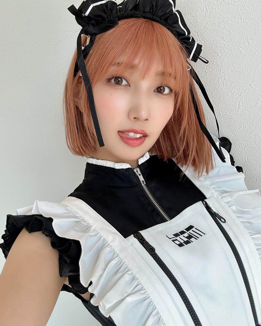 霜月めあのインスタグラム：「たまーに働くメイドです🏋️ . . . .  #霜月めあ #めあめあ #model #sexy #selfie #animegirl #셀카 #셀스타그램 #패션스타그램 #데일리 #asiangirl #cosplay #좋아　 #follow #like #tokyo #ootd #自撮り界隈 #自撮り女子 #sexybody #love #맞팔 #tagsforlikes #japanesegirl #女孩 #发#爱 #instadaily #グラビア #日系穿搭」