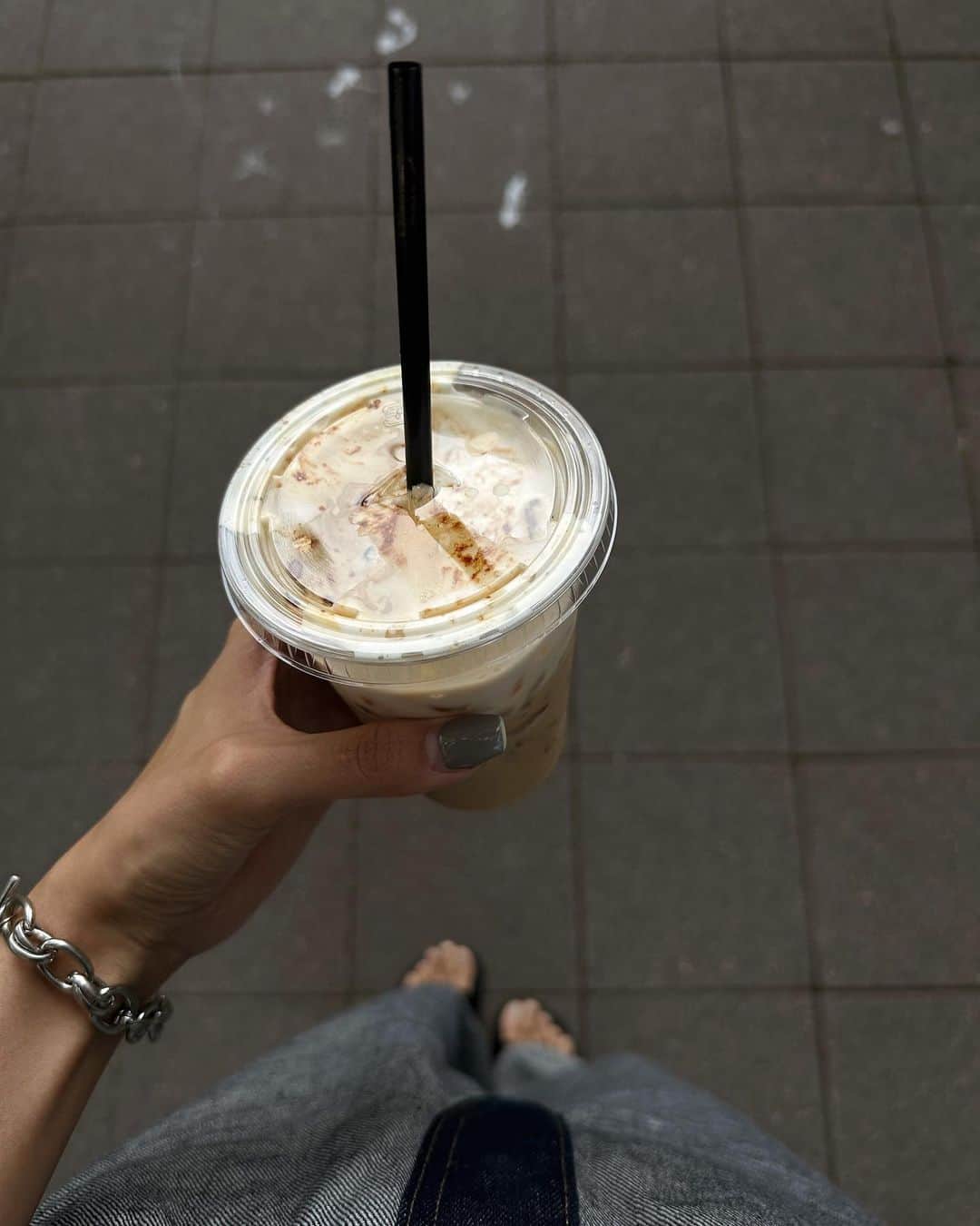 Lisaのインスタグラム：「1日1杯☕️🫠」