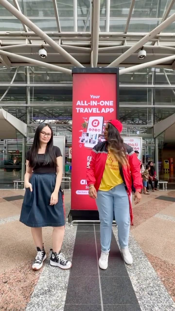 エアアジアのインスタグラム：「Smooth like Superapp!🕺  LAST CALL! A few hours left.   Enjoy up to 60% OFF and earn up to 1.6 million airasia points for every transaction with airasia Superapp!   #airasiasuperapp #exploreyourway #smoothoperator」