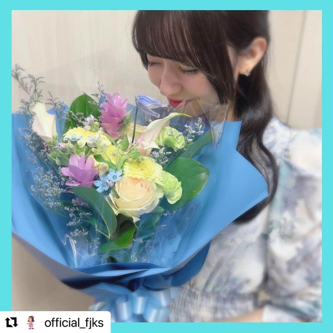 高村栞里のインスタグラム：「#Repost @official_fjks with @use.repost ・・・ ［ by #髙村栞里 ］  髙村栞里です🧸💎  第10回放送、ありがとうございました🥺 本当に沢山の方にお祝いをしていただけて 素敵すぎる21歳のスタートでした❕🩵  上手く言葉にまとめられないけど 本当に感謝の気持ちでいっぱいです。 ありがとうございました。  🌟PONPOOOOON!!!😎🎤」