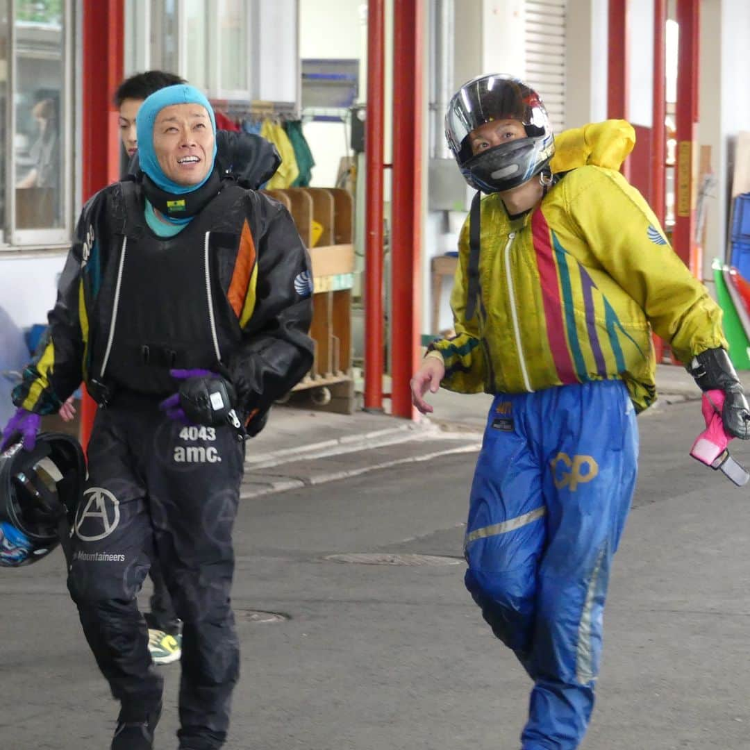 【公式】ボートレース戸田さんのインスタグラム写真 - (【公式】ボートレース戸田Instagram)「スポーツ報知サマーカップ🏆 優勝戦メンバー決定しました！ 12R ①#梶野学志 選手（東京） ②#中野希一 選手（埼玉） ③#桐本康臣 選手（三重） ④#飯島昌弘 選手（埼玉） ⑤#金田諭 選手　（埼玉） ⑥#篠崎仁志 選手（福岡）  ポールポジションはオール2連対の梶野選手に！ 昨年11月の戸田以来3度目の優出を決めた中野選手に、飯島選手＆金田選手が地元から！ さらに桐本選手、篠崎選手と、ワクワクするメンバーが揃いました！  大変暑い中、たくさんのご来場、ご声援をいただきありがとうございます。 最終日も優勝戦までお楽しみください！ ご来場おまちしております✨  #スポーツ報知 #ボートレース戸田」7月2日 17時58分 - boatrace_toda