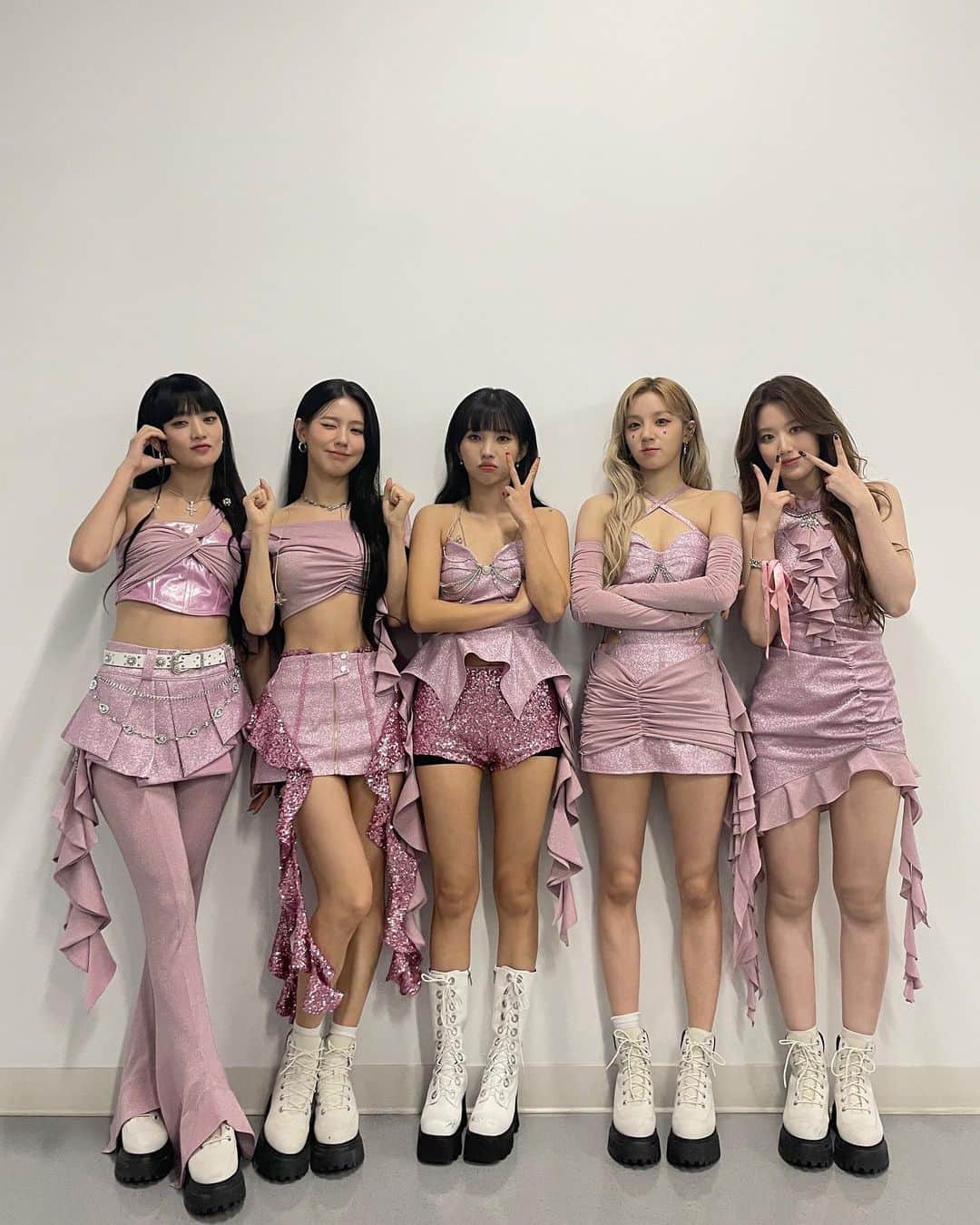 (G)I-DLEさんのインスタグラム写真 - ((G)I-DLEInstagram)「[📸] 2023 (G)I-DLE WORLD TOUR [I am FREE-TY] IN TAIPEI DAY 2  TAIPEI NEVERLAND ❤️💜 Here we go!  #여자아이들 #GIDLE #Iam_FREETY #2023_GIDLE_WORLDTOUR」7月2日 18時41分 - official_g_i_dle