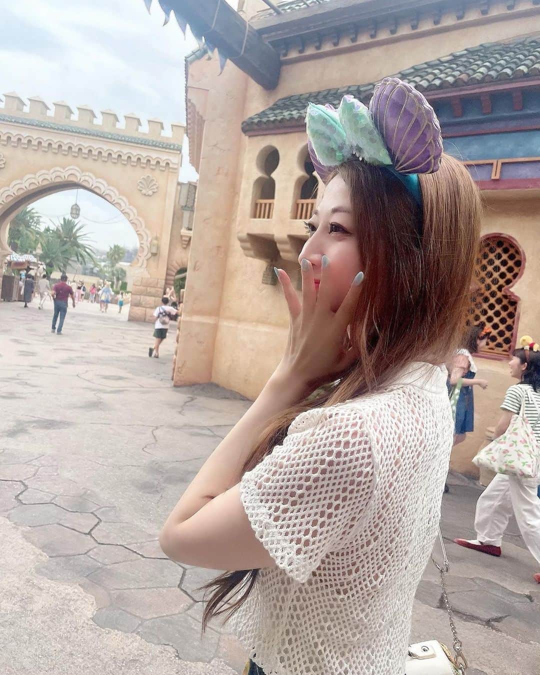 小泉奈央さんのインスタグラム写真 - (小泉奈央Instagram)「. 🪸🐚🫧 🩵Disney💜 . . .  . #disney#tokyodisneyland#tokyodisneysea#disneysea#disneyland#ディズニー#ディズニーシー#リトルマーメイド#アリエル#プリンセス#ディズニープリンセス#ディズニーコーデ#ディズニーカチューシャ#アラジン#アラビアンコースト」7月2日 19時15分 - nao_koizumi_