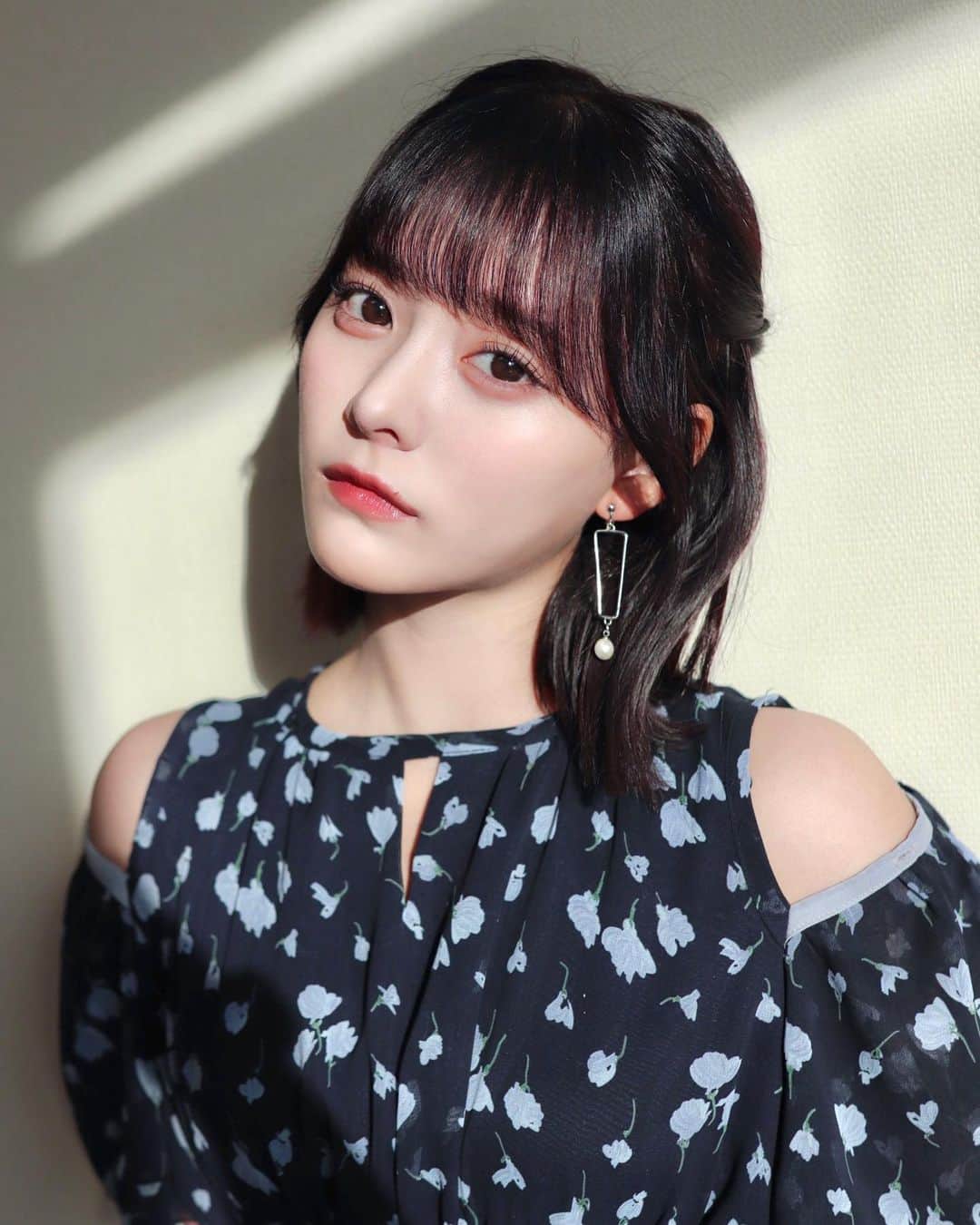 齊藤なぎさのインスタグラム：「ネプリーグ 明日の19時から放送です！ ⁡ 交換ウソ日記チーム📖 とにかくドキドキ、緊張しました、、！ ⁡ そしてきちんと学び直さないとなあ、と 改めて反省しました…😢 ⁡ ⁡ ぜひ暖かい目で見守っていただけると 嬉しいです！よろしくお願いします！ ⁡ ⁡ #ネプリーグ #交換ウソ日記」