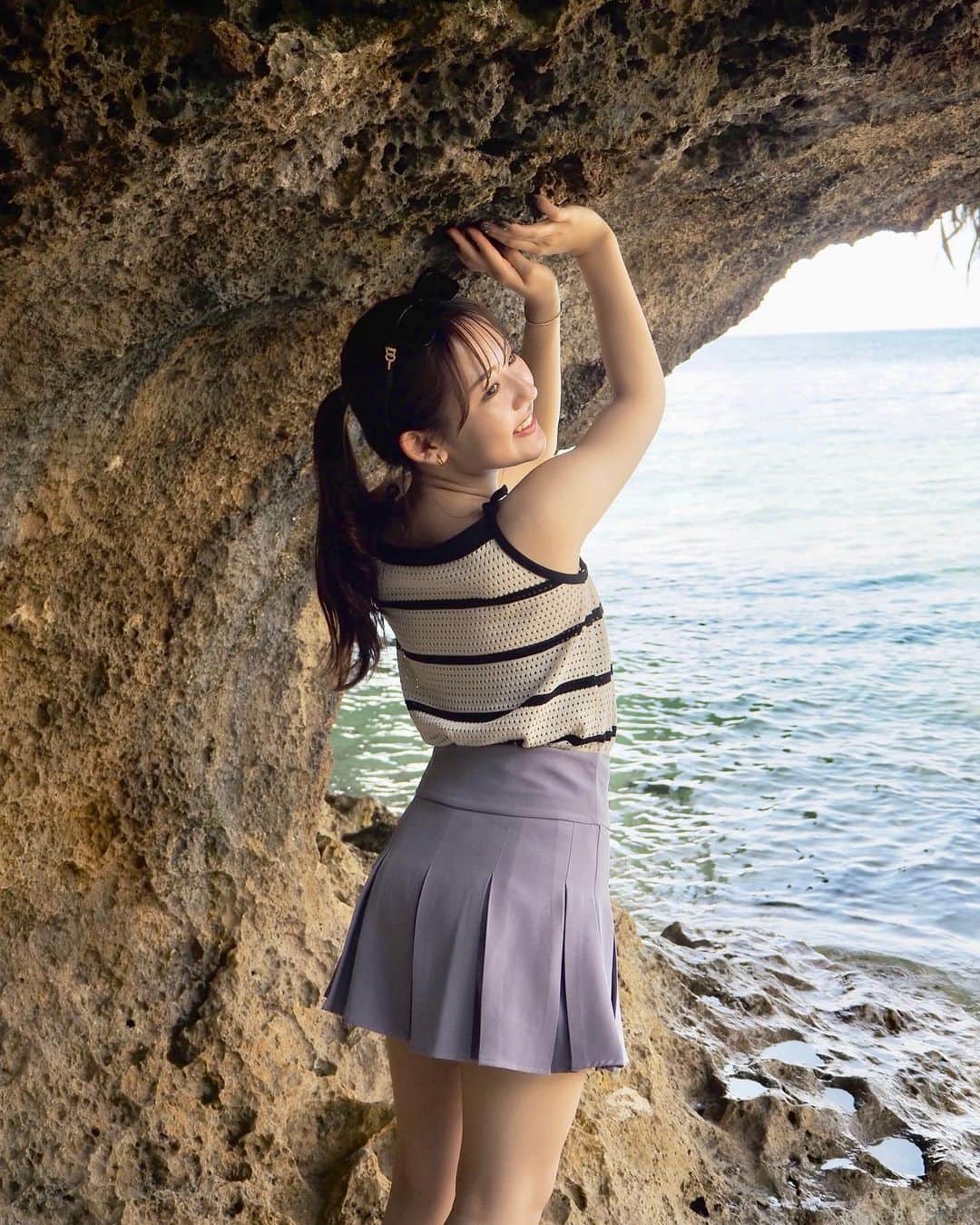 河野まひるのインスタグラム：「沖縄の海、ずっと眺めてたいくらい綺麗だった💭」