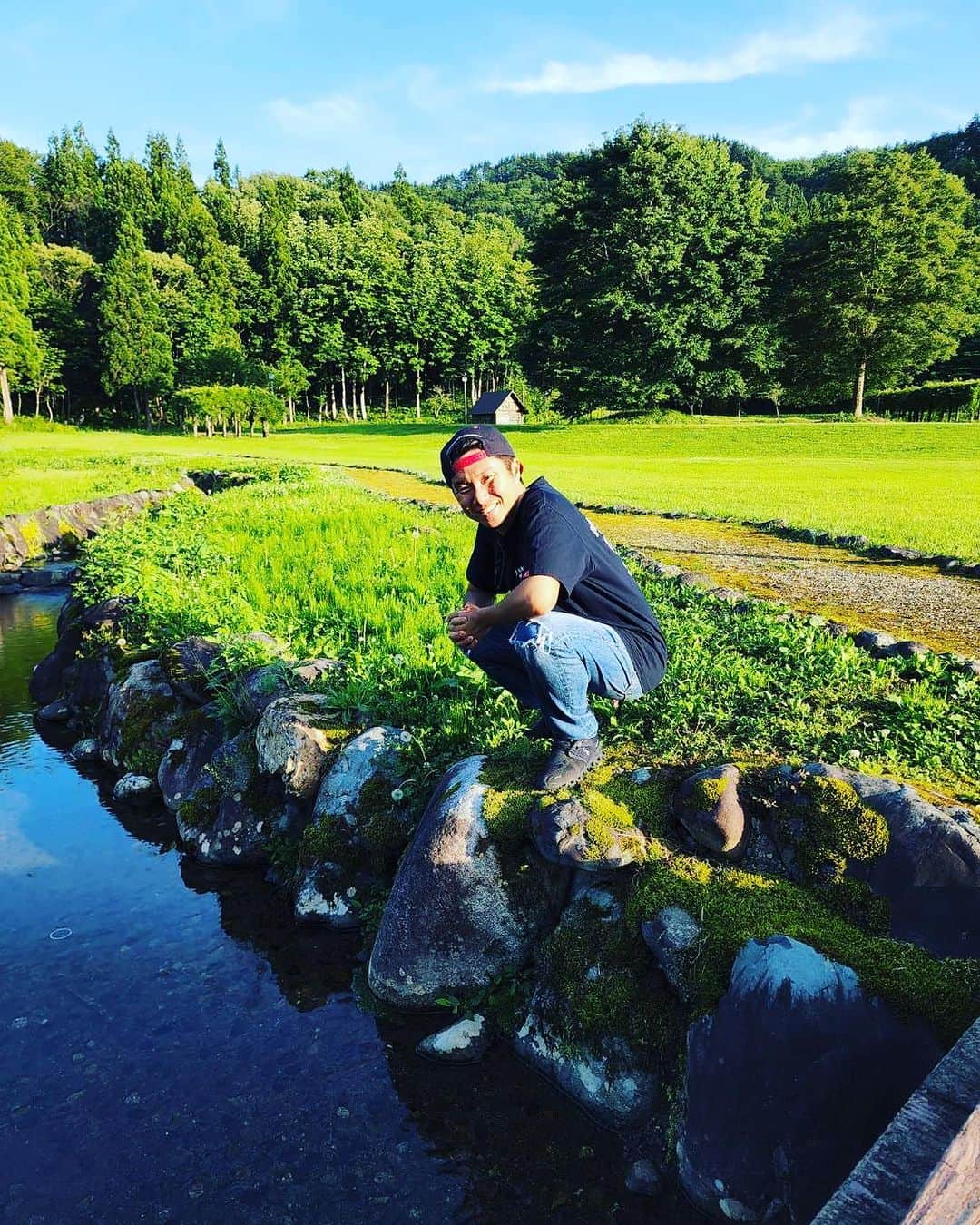 一条貫太さんのインスタグラム写真 - (一条貫太Instagram)「福島県只見町にて  山だって俺の味方‼️  ディナーショー楽しかった〜 やっぱり俺は夜だ！！  #おいでおいで  #男の漁場ならぬ男の森林 #マネージャーさんの写真の撮り方も上達してます」7月2日 19時56分 - kanta_ichijyou