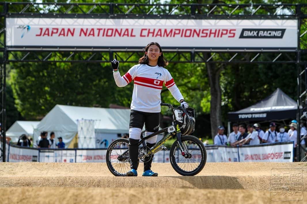 増田優一のインスタグラム：「National Champion🥇  全日本選手権大会エリートカテゴリーで優勝しました！ 本当に嬉しいです！現地まで応援しに来て下さった皆さん、スポンサー様、家族、コーチありがとうございました！ 次のアジア選手権大会も頑張ります！ pc @kasukabevisionfilmz  #nationalchampionship #TenBMXCommandments」