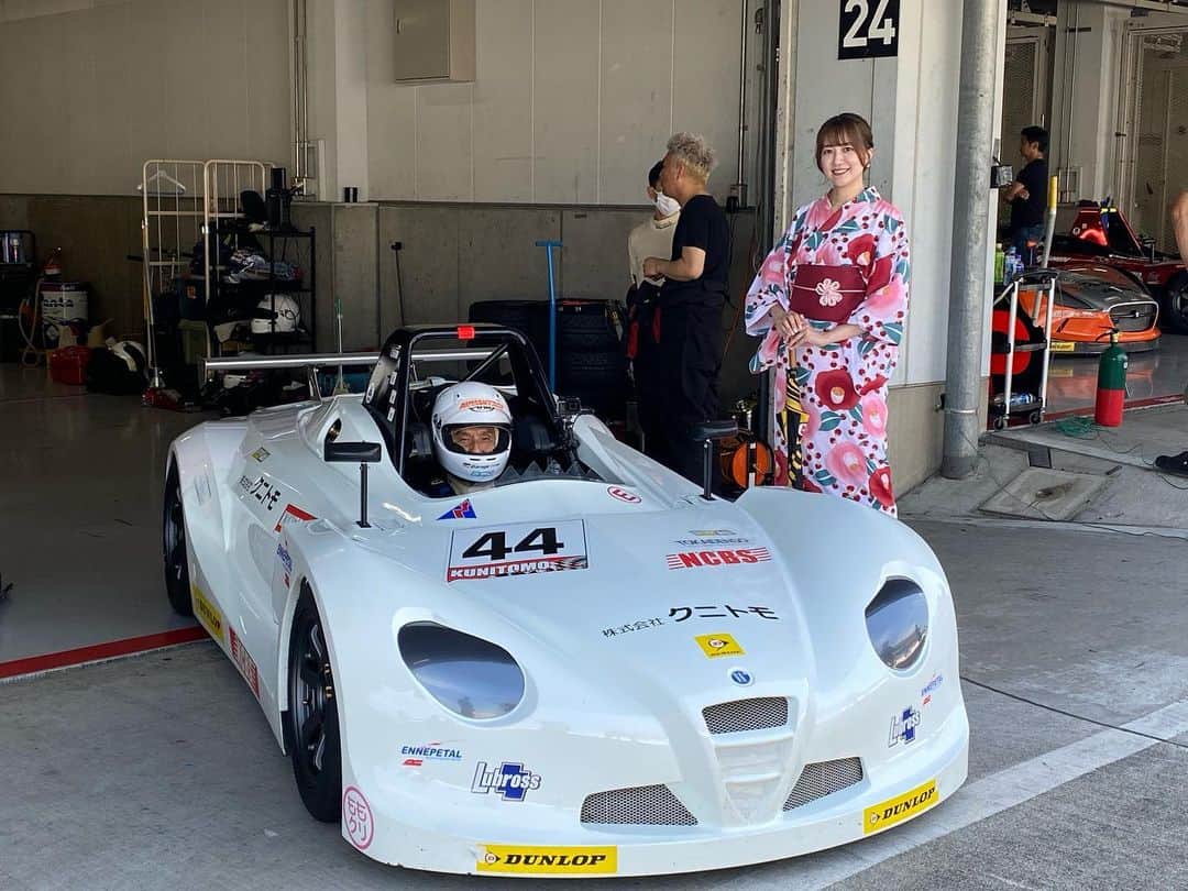 瀬谷ひかるさんのインスタグラム写真 - (瀬谷ひかるInstagram)「MEC120 Minutes Endurance Challenge Rd.1 鈴鹿🎡  #44 クニトモエナペタルVITAは P47→P40でチェッカーを受けました🏁 チーム初参戦のレース、無事に完走して帰って来てくれて 本当に嬉しくて安心しました☺️  次戦7/22のRd.2富士はもう1人増えて2人で応援に行きます🗻 今から楽しみ！  #MEC120 #vita #vitaclub #vitarace #鈴鹿クラブマンレース #鈴鹿サーキット #racequeen #レースクイーン #浴衣 #selfie #portrait #japanesegirl」7月2日 20時19分 - seyasy__h