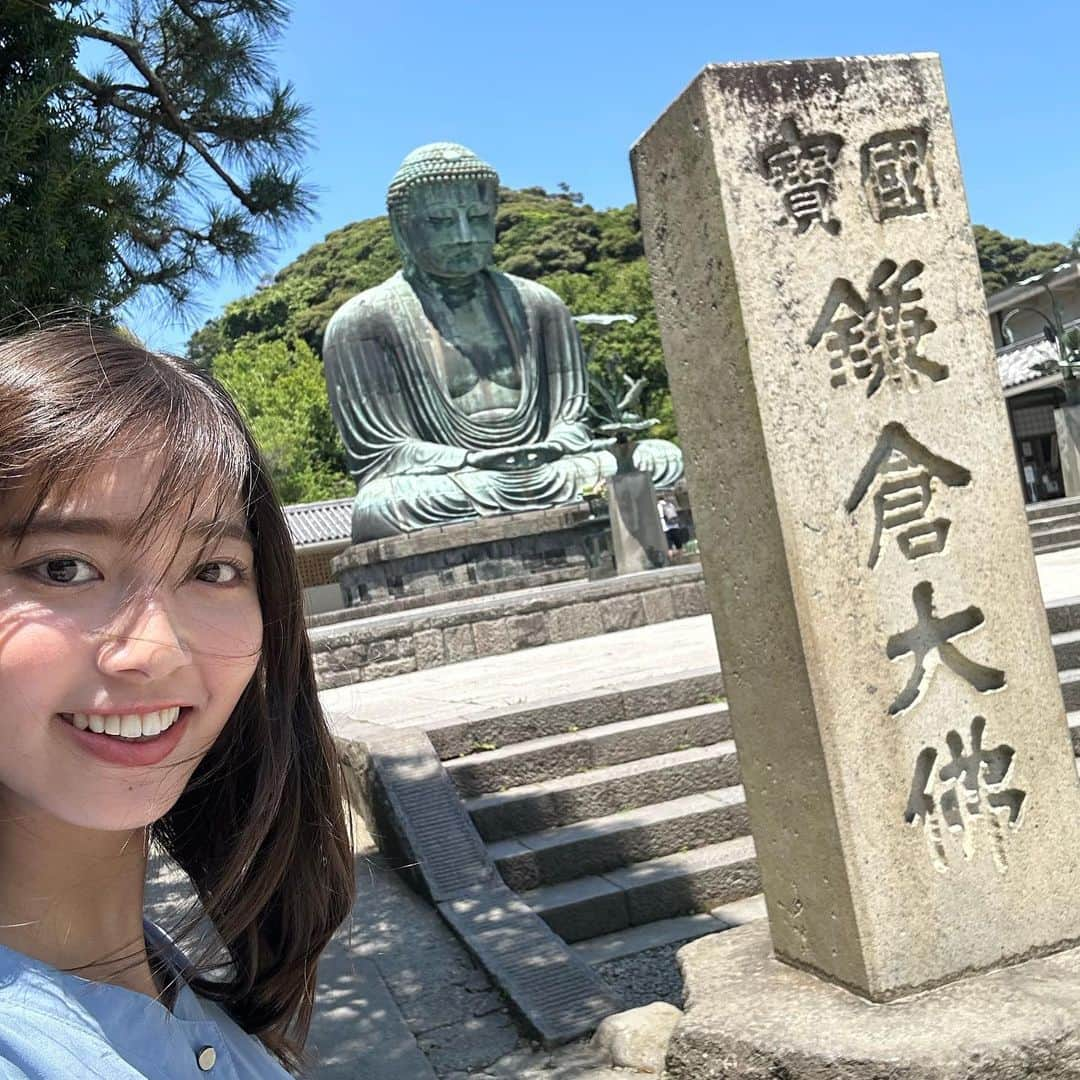 間瀬遥花さんのインスタグラム写真 - (間瀬遥花Instagram)「. 今週鎌倉でお仕事があったので、 ひとりで3時間前乗りして大仏様を拝みに行ってきました！ . またひとつ世界遺産めぐりができたと言いたいところだけど、鎌倉はずっと暫定リストにはいるものの登録はされてないので、まだ世界遺産ではないのです🥲 こんなに立派なのになあ🥲 . でもいつか世界遺産登録された時のために、先行投資でスノードームゲットしといた！笑 . 慣れない電車で迷子になったり、のんびり生しらす丼味わってたら今回は大仏殿高徳院しか行けなかったけど、 また鎌倉に来る理由ができたということで！🙆🏼‍♀️ . . . #鎌倉 #鎌倉グルメ #鎌倉観光 #鎌倉ランチ #鎌倉散歩 #鎌倉旅行 #鎌倉大仏 #大仏 #鎌倉大仏殿高徳院 #高徳院 #古都鎌倉 #世界遺産 #世界遺産巡り #selfie #ひとり旅 #ひとり旅女子 #kamakura #kamakurajapan #kamakuracity #スノードームコレクション #地方出張の思い出」7月2日 21時10分 - maseharu_929