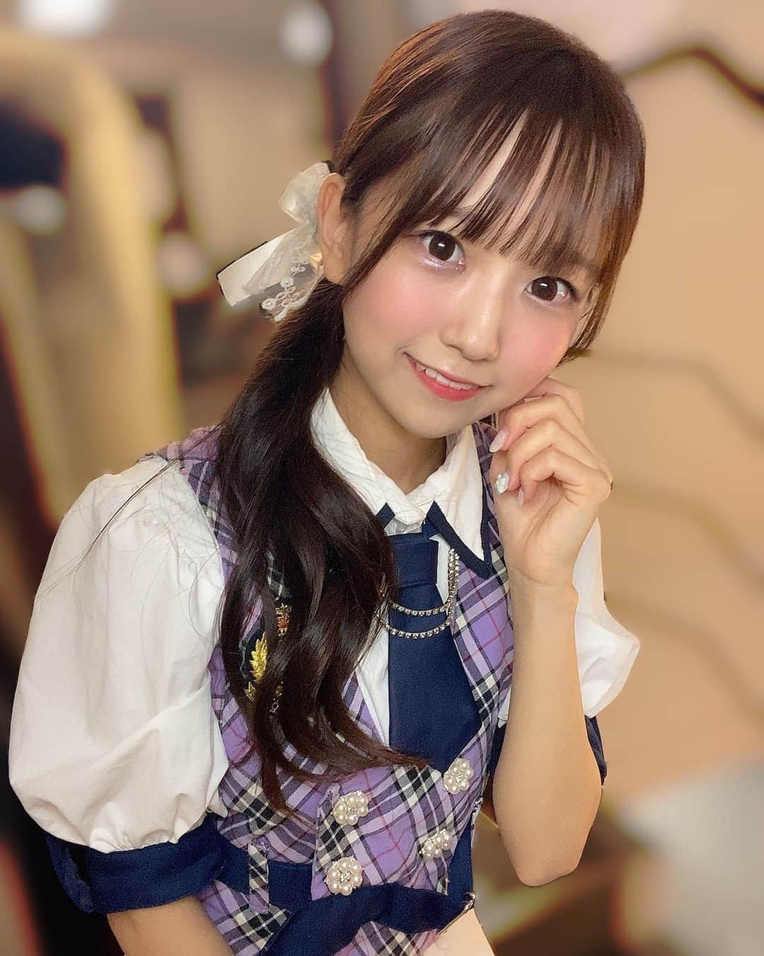 宮脇彩花さんのインスタグラム写真 - (宮脇彩花Instagram)「♡   サイドポニーすき？♡  この前、沖縄行く前に( @a.yui0212_am ）さんにカラーと前髪カットしていただきました＾＾💓  夏だから少し明るめの色にしたよ🪄  今回もかわいくしていただき、ありがとうございました🥹🫶  紫衣装もレアだね！また着たい！🎶  #地下アイドル #サイドポニーテール #サイドポニー #アイドルヘアアレンジ #バニクル #bunnylacrew」7月2日 20時53分 - ayaka_bunnyla